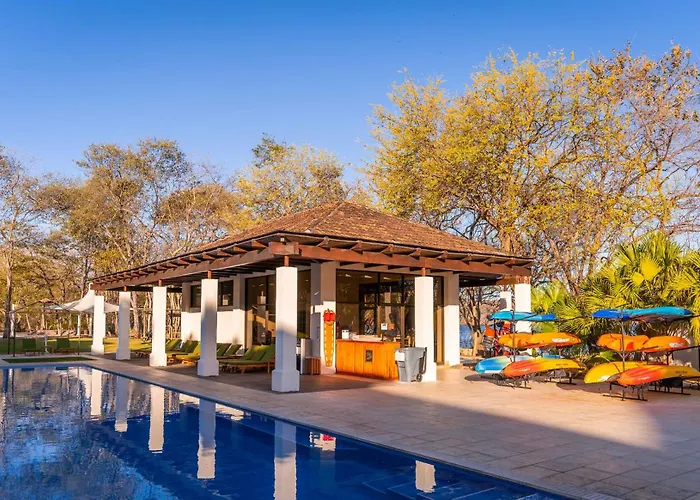 Сasa de vacaciones Family Villa, Pool & Exclusive Access *