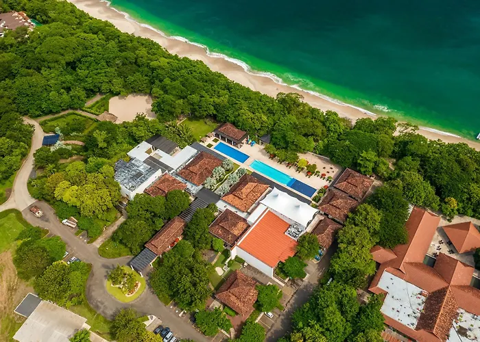 Family Villa, Pool & Exclusive Access